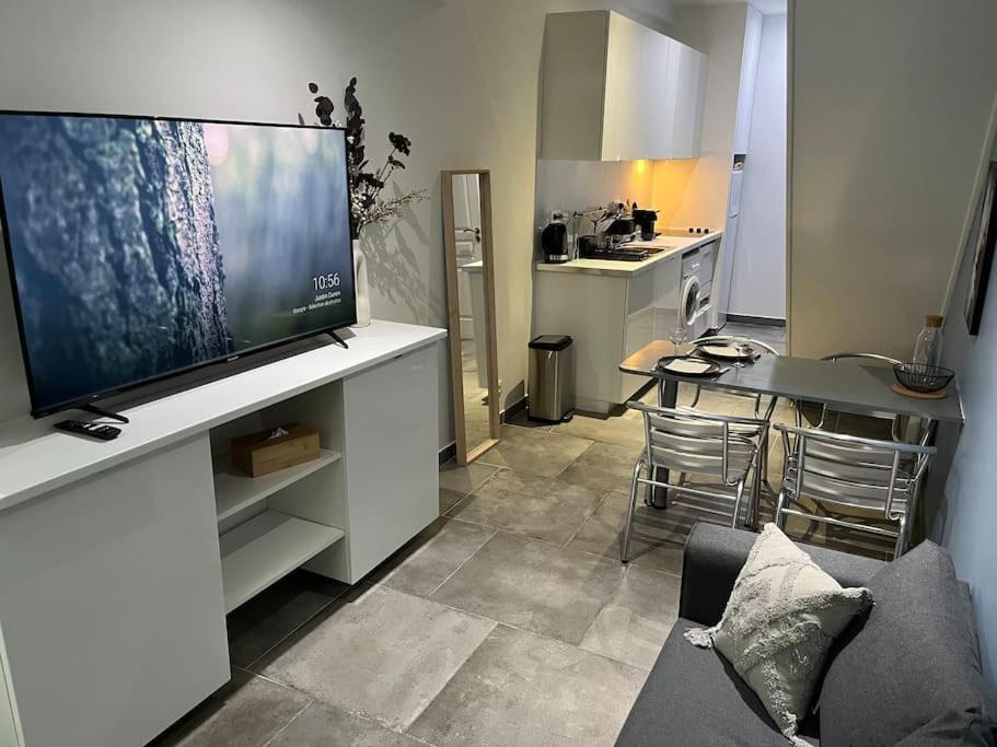 Magnifique Duplex Central A 2 Min De La Gare. Vernon  Exterior photo